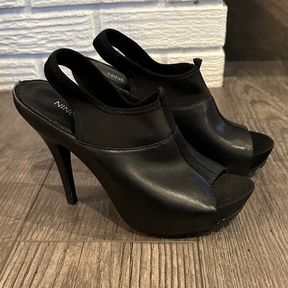 Nine West Black Peep Toe Heels
